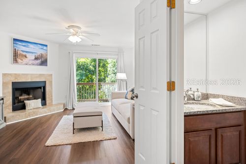 324-50 Yacht Cove Dr, Hilton Head Island, SC, 29928-1516 | Card Image