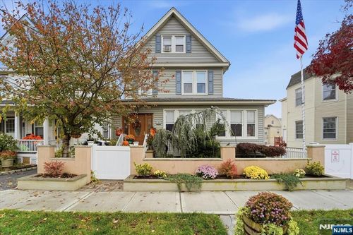 486 Devon St, Kearny, NJ, 07032-2726 | Card Image