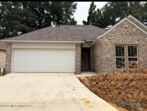 117 Hyde Park Dr, Brandon, MS, 39042-1003 | Card Image