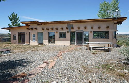 84 Calle Conejo Rd, Arroyo Hondo, NM, 87513-8009 | Card Image