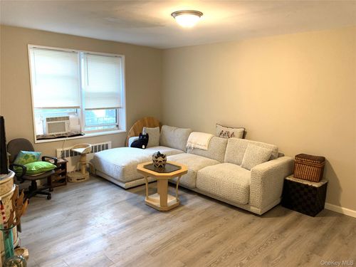 apt-1b-30 Davenport Ave, New Rochelle, NY, 10805-3643 | Card Image