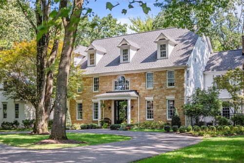 904 Champlain Pl, Gibsonia, PA, 15044-8017 | Card Image