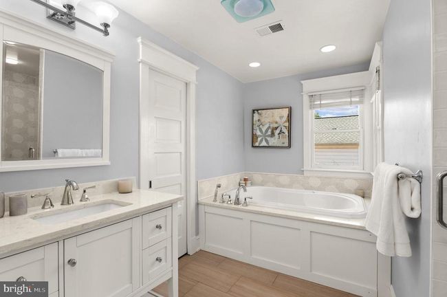 3915 Aspen St, House other with 5 bedrooms, 4 bathrooms and null parking in CHEVY CHASE MD | Image 11