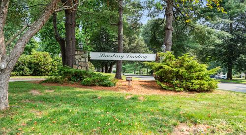 34 Simsbury Lndg, Simsbury, CT, 06070-1436 | Card Image