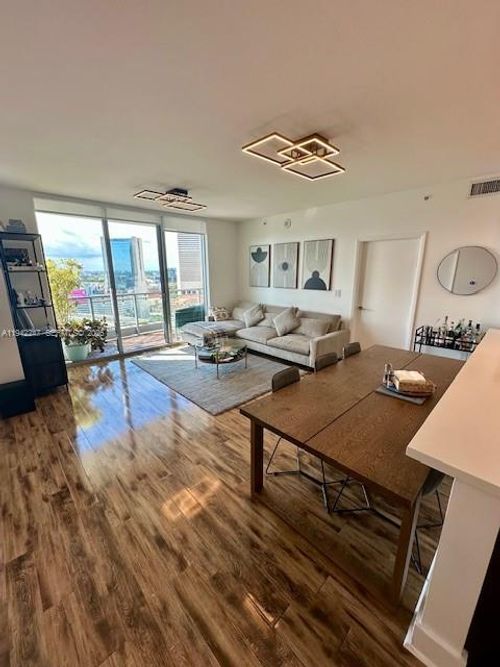 apt-2306-90 Sw 3rd St, Miami, FL, 33130-4023 | Card Image