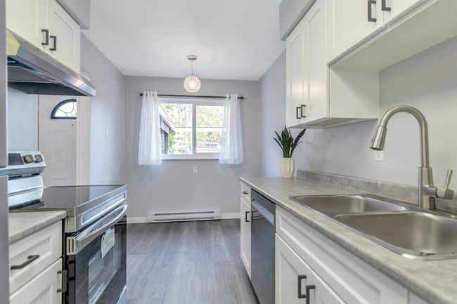 5127 203 Street, Townhouse with 3 bedrooms, 1 bathrooms and 2 parking in Langley BC | Image 11