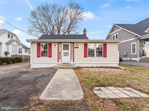 18864 Patuxent Ave, Benedict, MD, 20612-3004 | Card Image