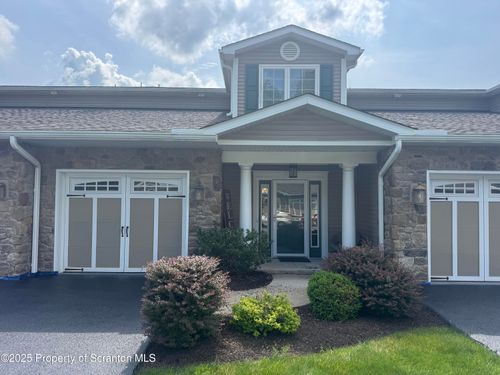 34 Wyndham Rd, South Abington Township, PA, 18411-8405 | Card Image