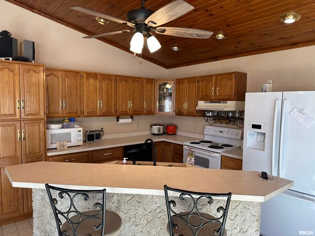 1351 Township Road, House other with 2 bedrooms, 2 bathrooms and null parking in Stronghurst IL | Image 7