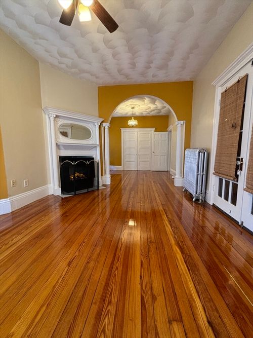 2-118 Harrishof St, Boston, MA, 02121-1005 | Card Image