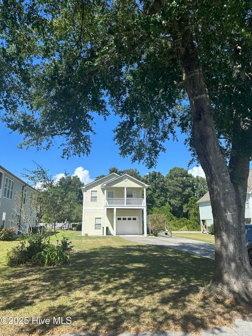 149 Sunset Dr, Cedar Point, NC, 28584-9303 | Card Image