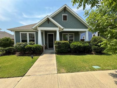 View of front of home with a front yard | Image 2