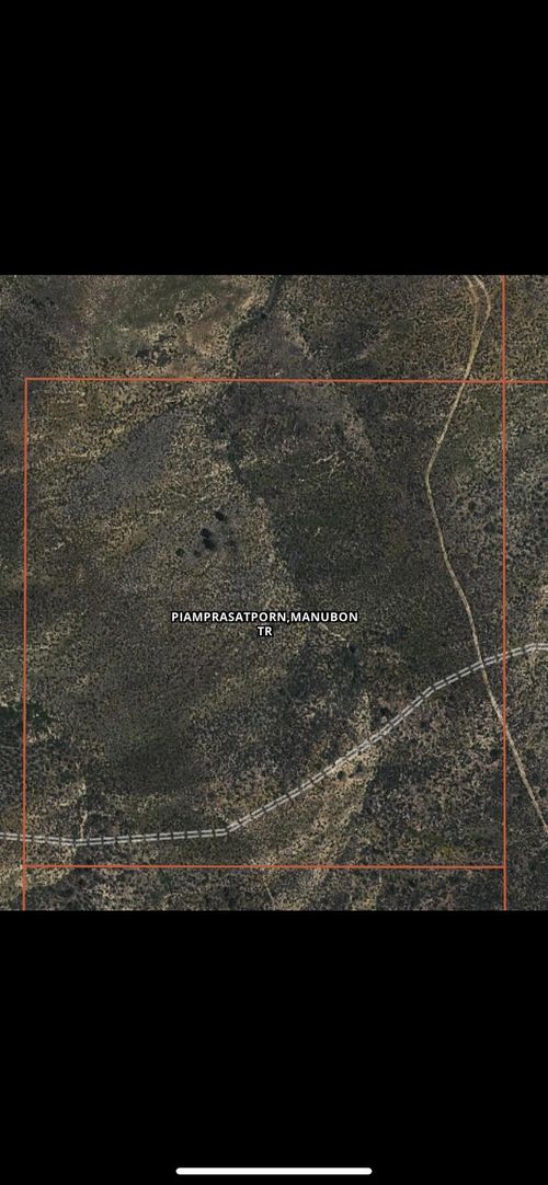 E8 Vac/Vic 250 Stw/Ave E8, Lake Hughes, CA, 93532 | Card Image