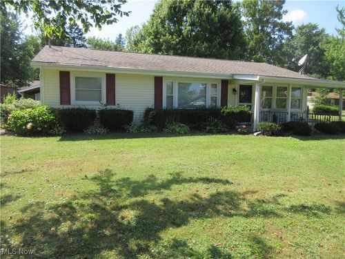 5991 Lakeshore Dr, Andover, OH, 44003-9720 | Card Image