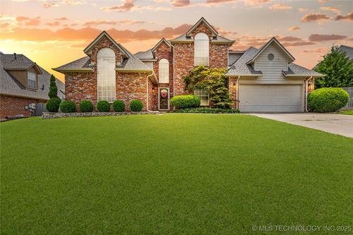 9810 96th Pl, Tulsa, OK, 74133-5105 | Card Image