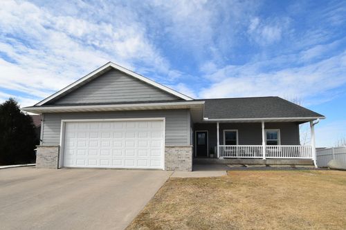 107 10th St, Goodhue, MN, 55027-5058 | Card Image