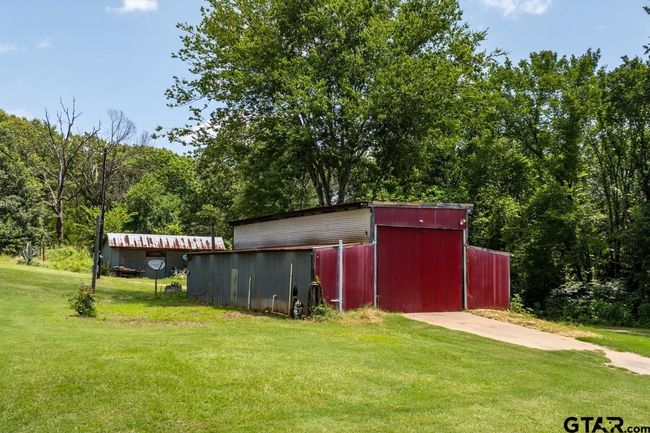 15200 Us Highway 175 W, House other with 3 bedrooms, 2 bathrooms and null parking in Eustace TX | Image 22