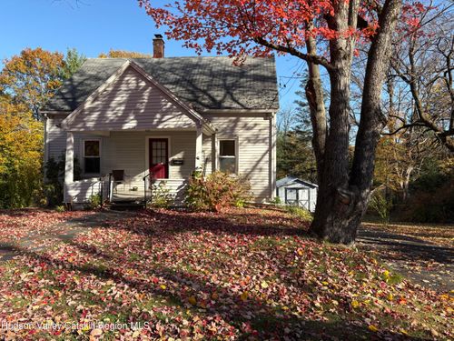 28 N Manheim Blvd, New Paltz, NY, 12561-1218 | Card Image