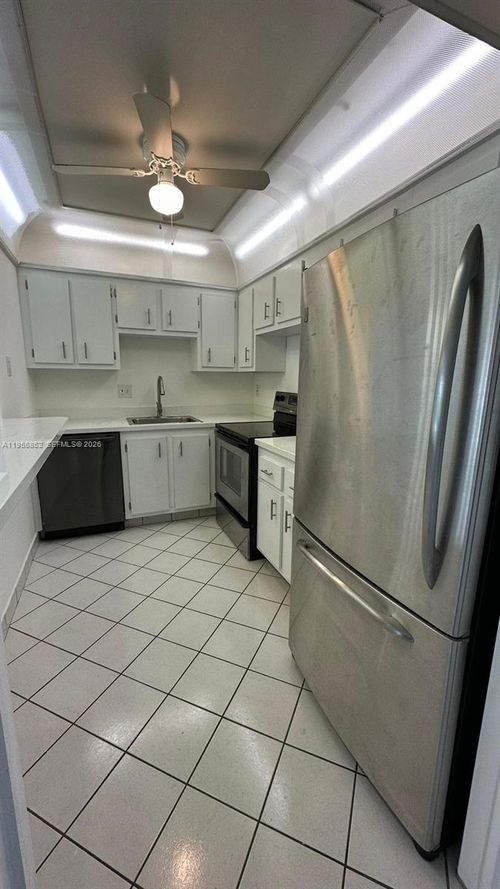 apt-311-4174 Inverrary Dr, Lauderhill, FL, 33319-4571 | Card Image