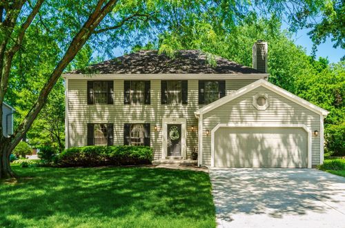 814 Black Gold Ave, Gahanna, OH, 43230-3801 | Card Image