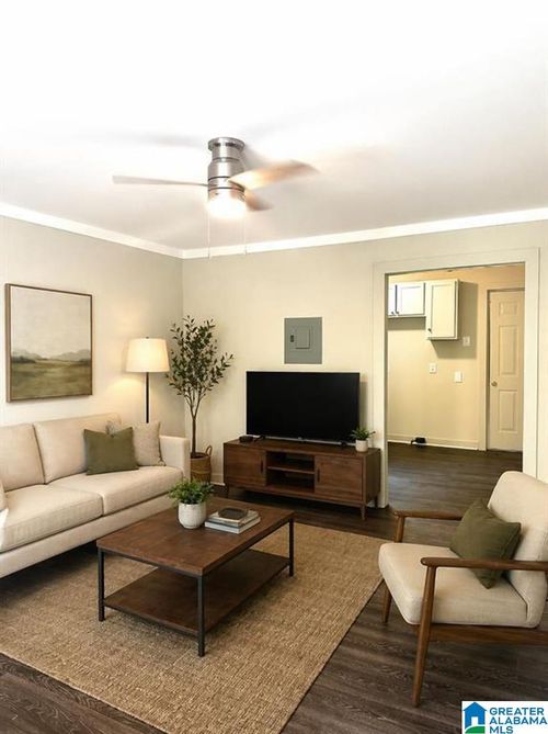 328 54th St, FAIRFIELD, AL, 35064-2118 | Card Image