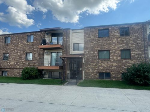 apt-203-2650 15th St S, Fargo, ND, 58103-5693 | Card Image