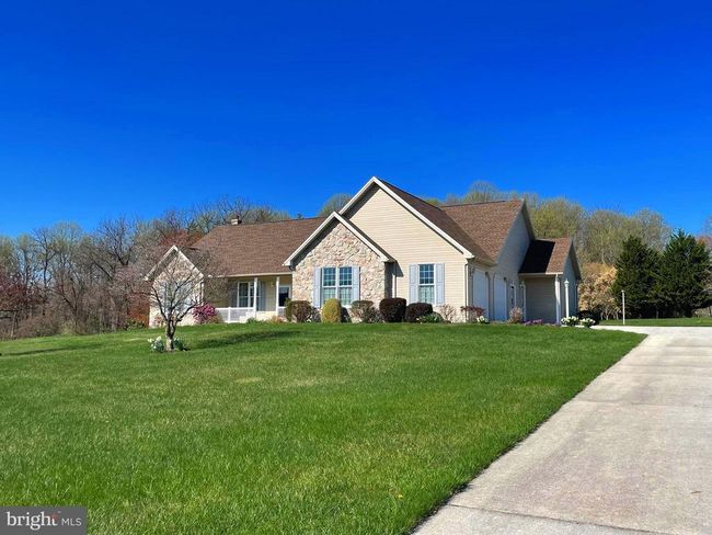 3 Brandon Ln, House other with 4 bedrooms, 4 bathrooms and null parking in Dillsburg PA | Image 73