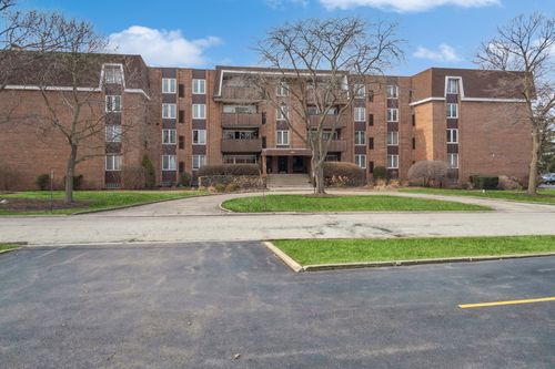 104-129 Spruce Ave, Wood Dale, IL, 60191-2145 | Card Image