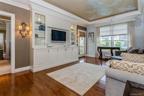 1105 Roosevelt Way, Westbury, NY, 11590-6687 | Card Image