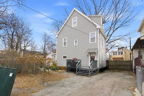 2 Leonard Ct, Boston, MA, 02122-2705 | Card Image