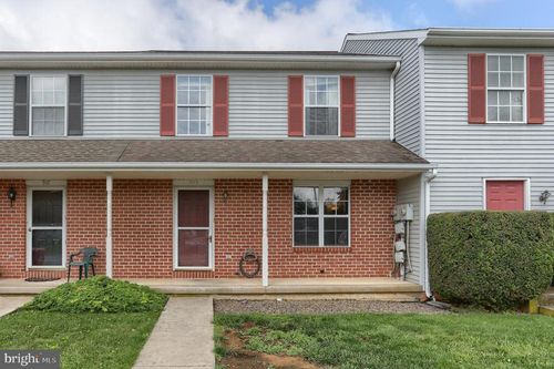 909 S 3rd St, LEBANON, PA, 17042-6834 | Card Image