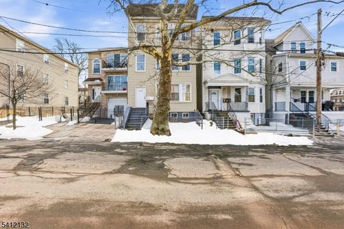 15 20th Ave, Irvington, NJ, 07111-4401 | Card Image