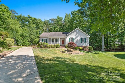 13408 Cocheco Ct, Huntersville, NC, 28078-5411 | Card Image