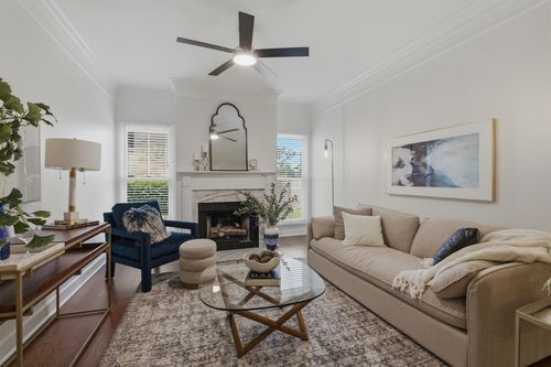 401 Sloan Rd, Nashville, TN, 37209-4654 | Card Image