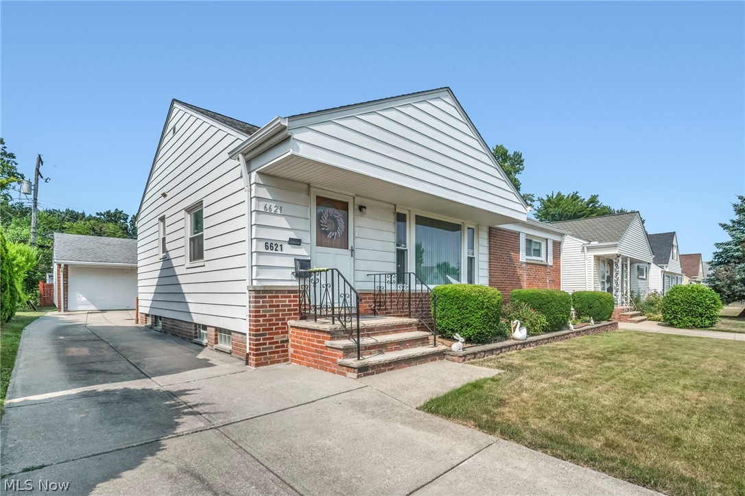 Residential in Mayfield Heights 5