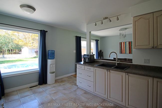 734 Short Point Rd, House other with 3 bedrooms, 3 bathrooms and 8 parking in Lyndhurst ON | Image 19