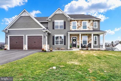 422 Springhouse Ln, YORK, PA, 17406-5003 | Card Image