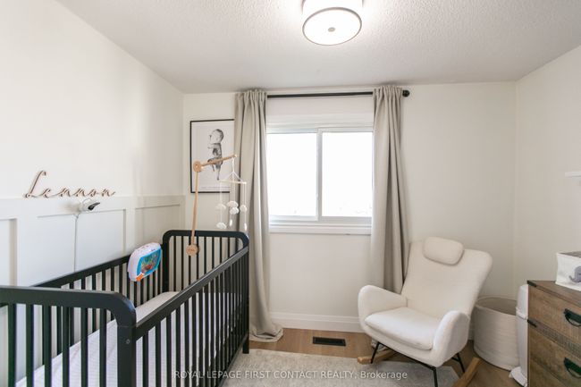 16 Hadden Cres, House other with 3 bedrooms, 1 bathrooms and 2 parking in Barrie ON | Image 5