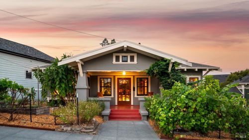 306 Howard Street, Petaluma, CA, 94952 | Card Image