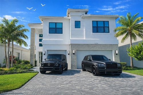 12770 Woodbury Dr, ESTERO, FL, 33928-4085 | Card Image