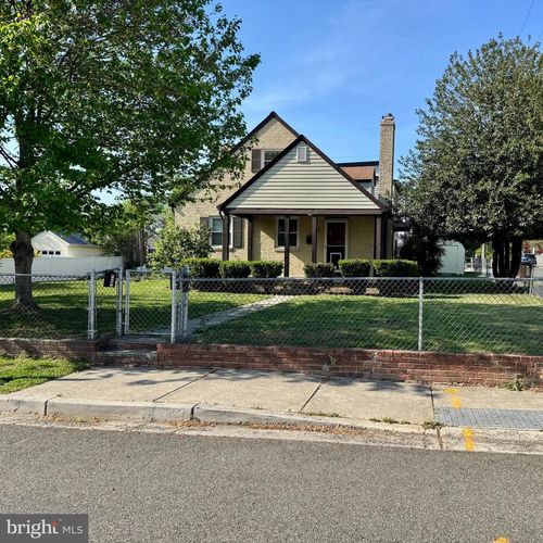 901 21st St S, ARLINGTON, VA, 22202-2628 | Card Image
