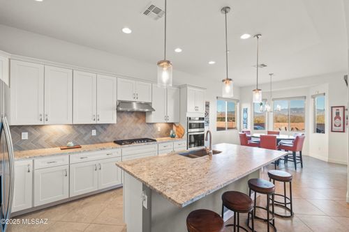 13585 S Rockhouse Canyon Trail, Vail, AZ, 85641 | Card Image