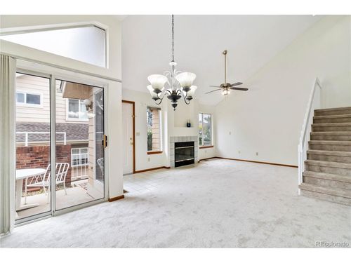 2136 S Scranton Way, Aurora, CO, 80014-5318 | Card Image