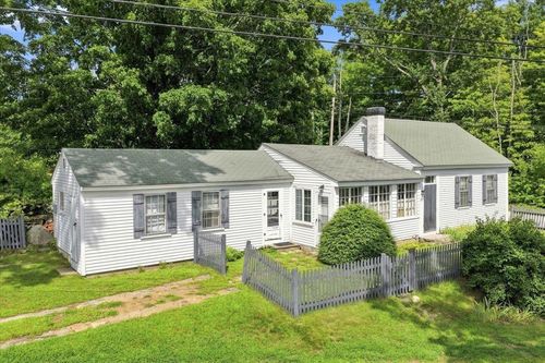 353 Bunker Hill Rd, Auburn, NH, 03032-3524 | Card Image