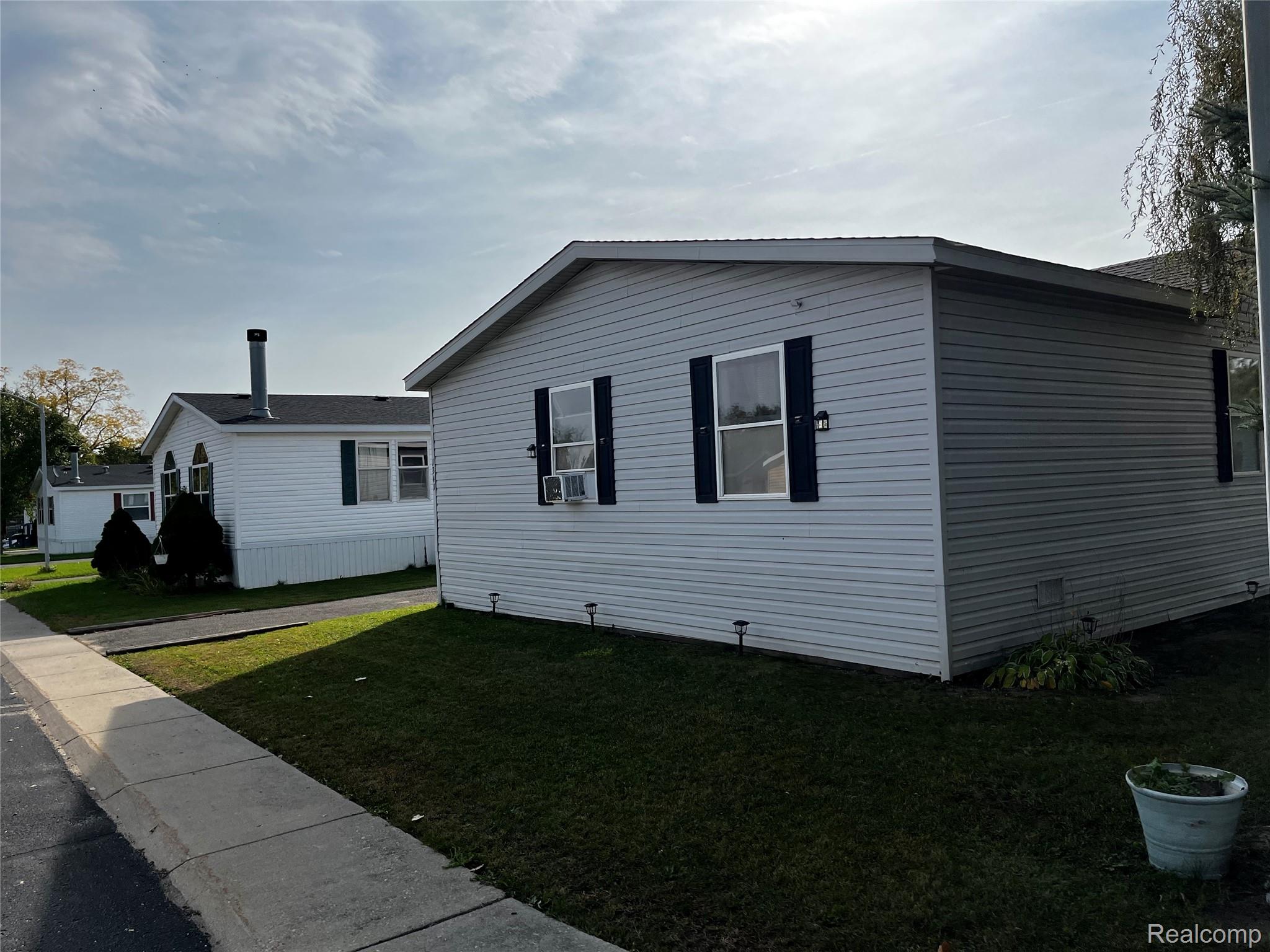 Residential in Pontiac 3