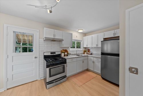 5310 W Dean Rd, Brown Deer, WI, 53223-3059 | Card Image
