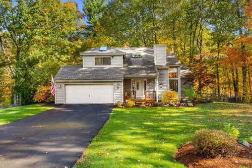 26 Colony Brook Ln, Derry, NH, 03038-4853 | Card Image