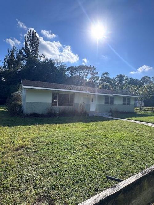 13886 22nd Rd N, Loxahatchee Groves, FL, 33470-4718 | Card Image