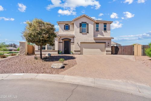 2074 W Rains Way, San Tan Valley, AZ, 85144-4511 | Card Image