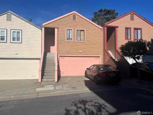 25 Las Villas Court, San Francisco, CA, 94124 | Card Image